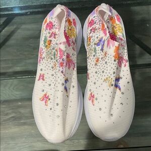 Floral Embellished Women's Slip-On Sneakers